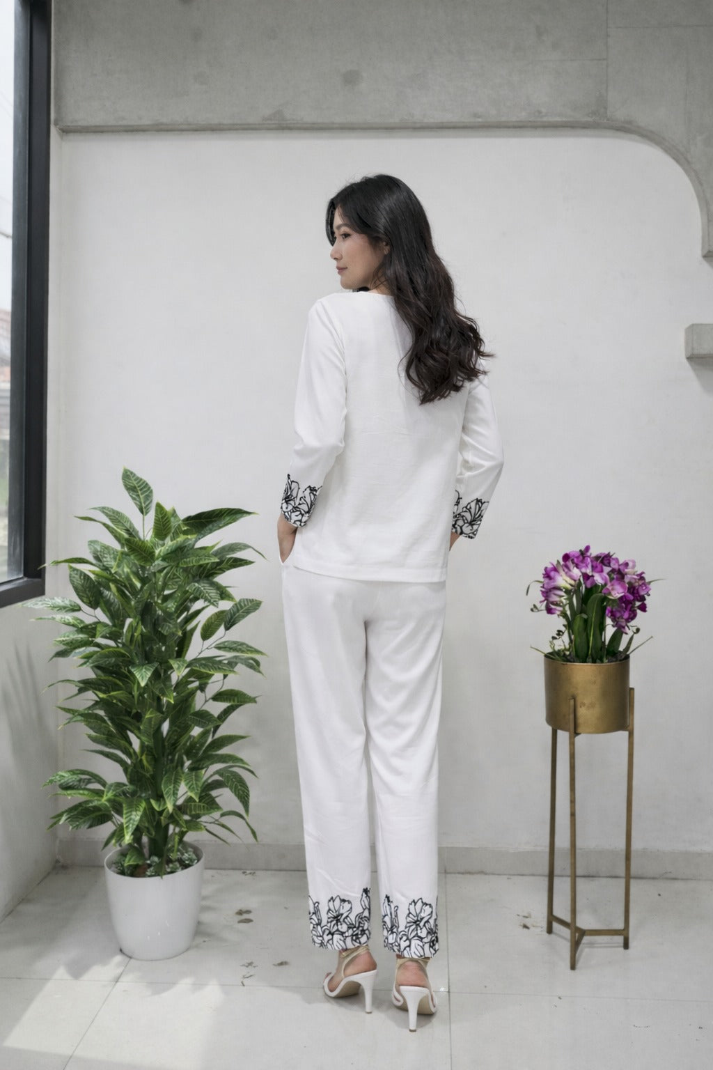 Women's Flower Embroidery Co-ord Set