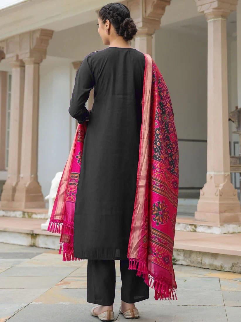 Woman  Embroidered Kurta Set with Pink Printed Dupatta